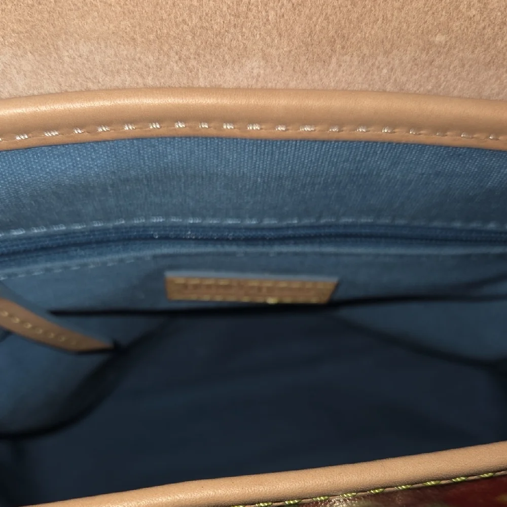 Dooney & Bourke Candy Backpack Rare - Picture 9 of 11